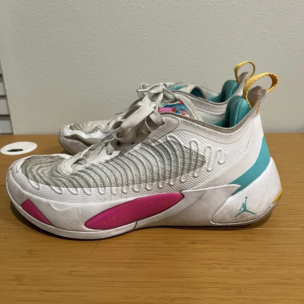 Jordan Luka 1 Imaginarium Miami Vice White Pink Green Basketball Shoes Size 9